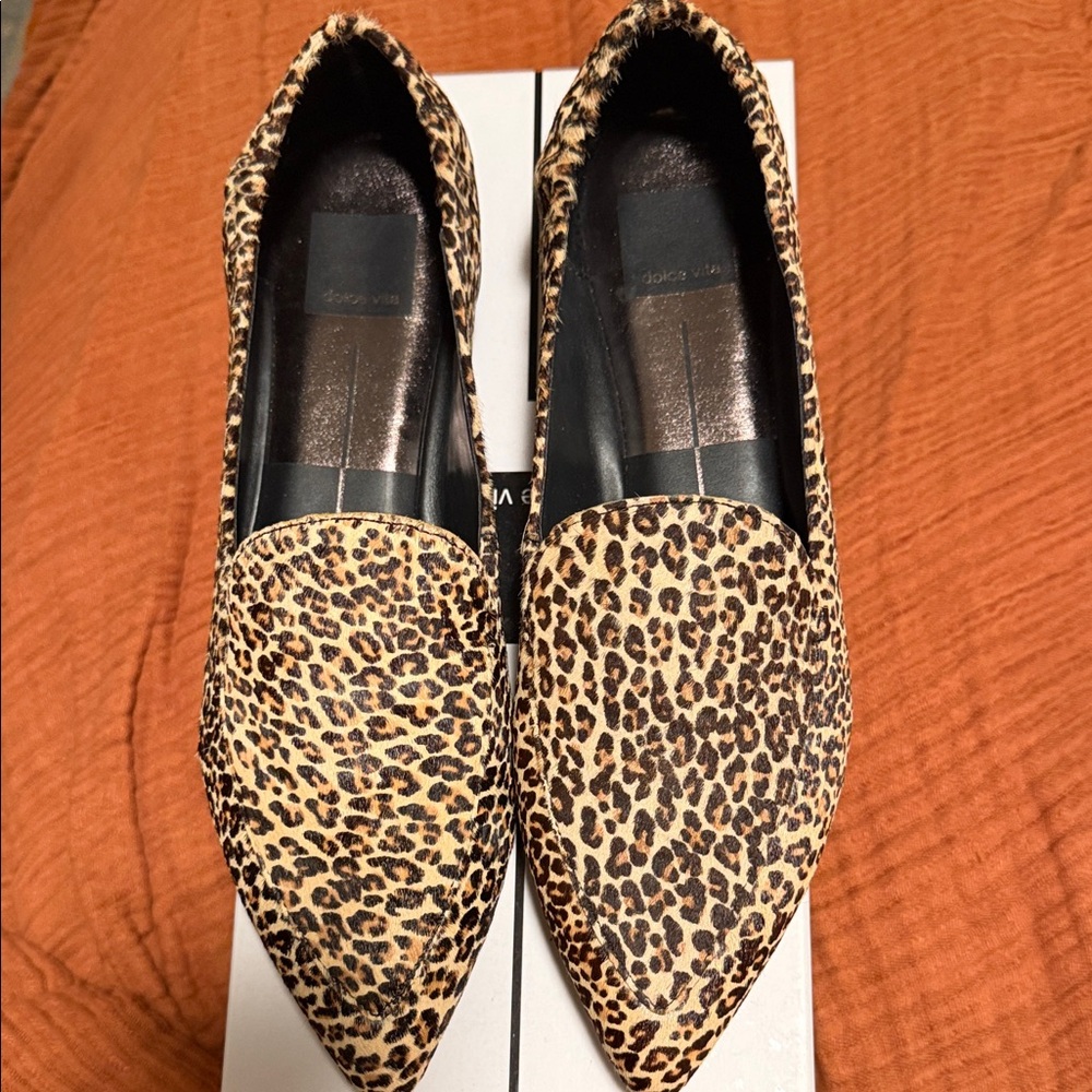 Dolce Vita Leopard Print Pointed Toe Flats